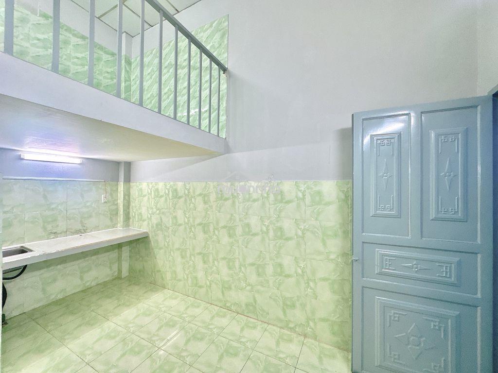 Gác cao, view ban công thoáng mát, có ml - ngay ngã tư thủ đức - 3