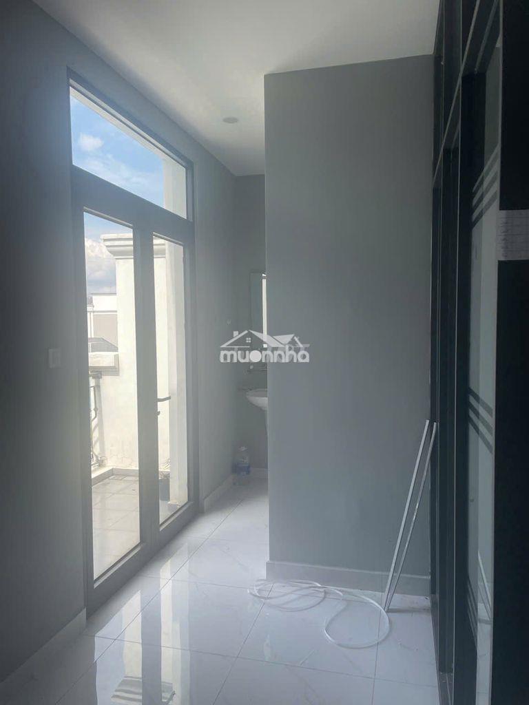 🔥 Văn phòng đẹp vinhomes grand park - có thang máy - máy lạnh - 8tr - 4