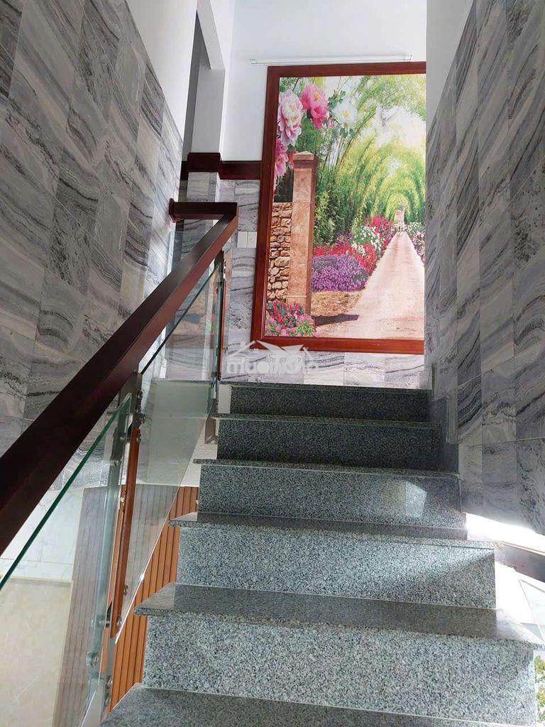 Bán nhà sổ chung gần hai bà trưng dĩ an - 3