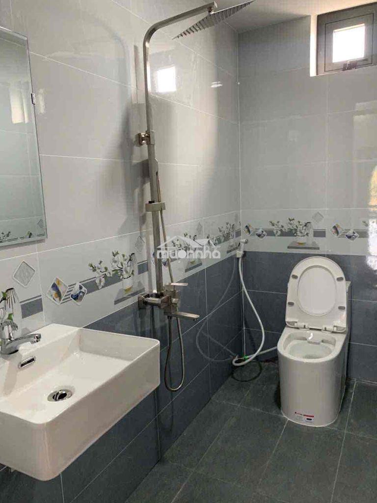 Bán ngay căn nhà ngay trung tâm , 120m2 , giá 1tỷ8 đúng giá - 2
