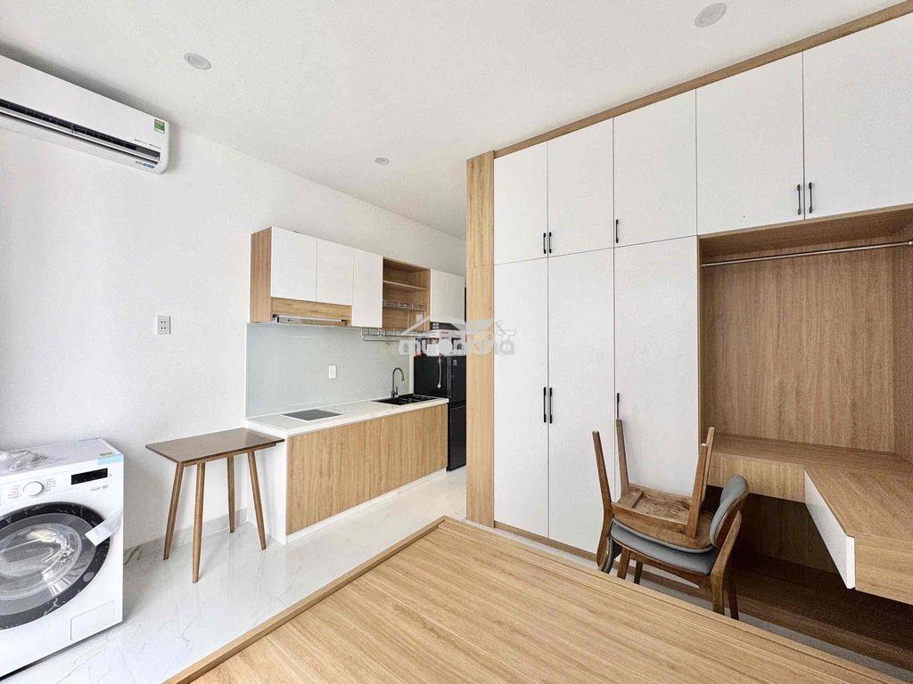 Khai trương căn hộ bancong ngay nguyễn tri phương, gần ueh - quận 10 - 4