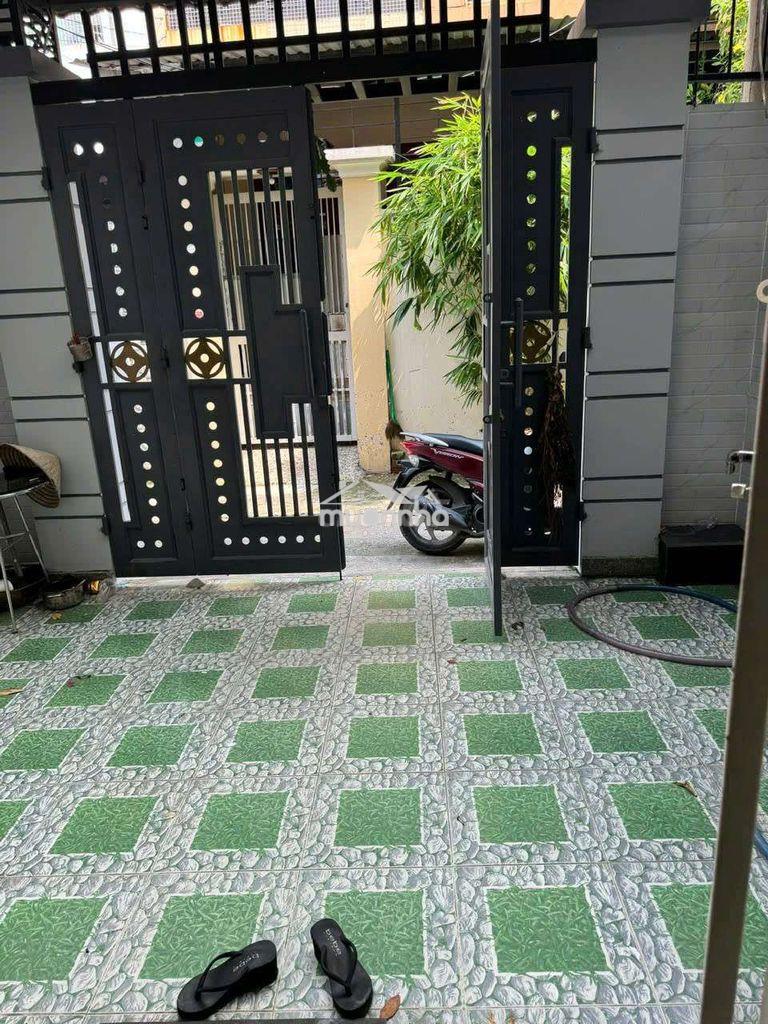 Cần cho thuê nhà pđht  gần song hành .dt 4,5 x17  1 trệt 2lầu 4pn 2ws - 2