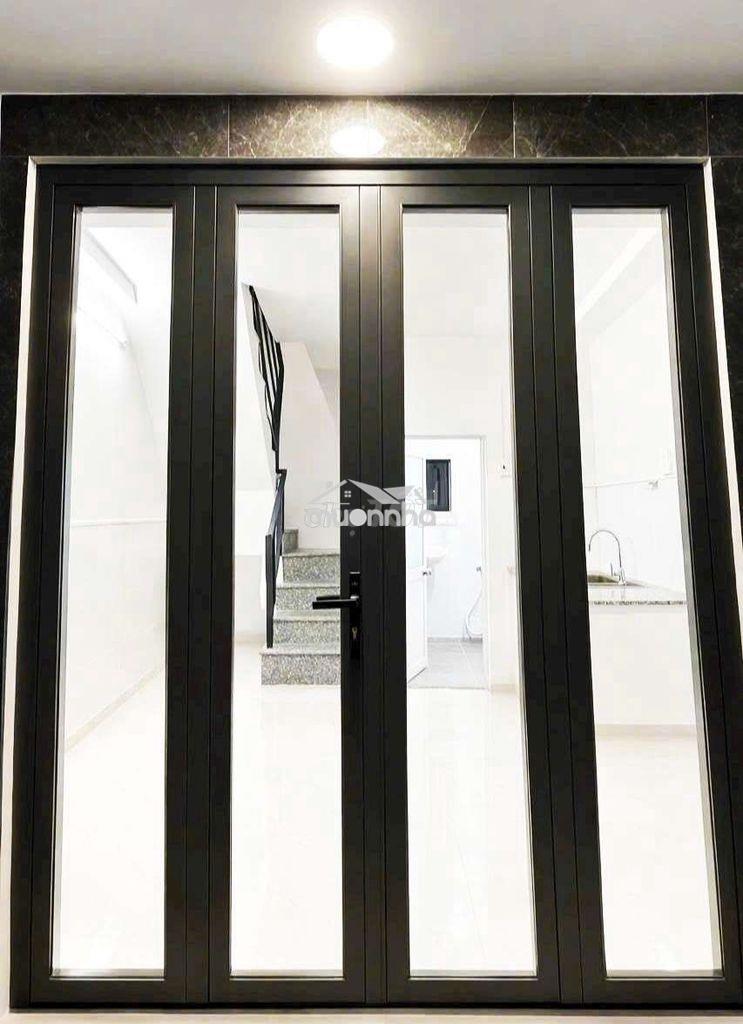 Nhà 3,5x4m 2 lầu ngay ngã tư lạc long quân âu cơ  - 3