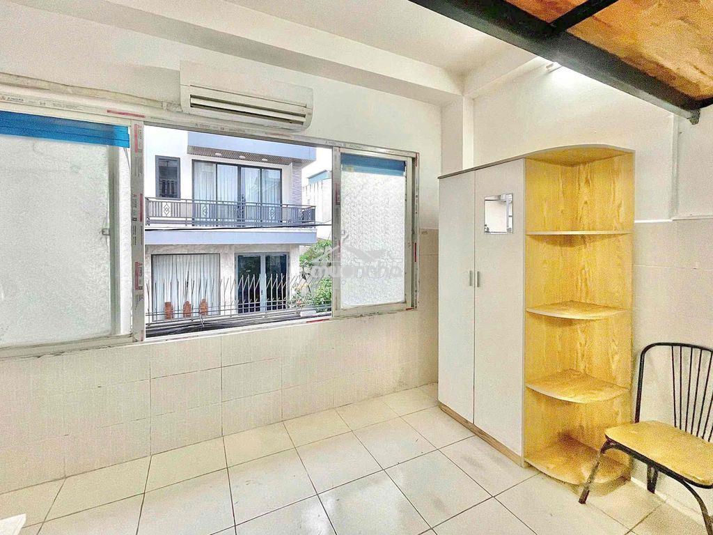 Cho thuê phòng gác cửa sổ trời full nội thất gần đại học văn hiến - 3