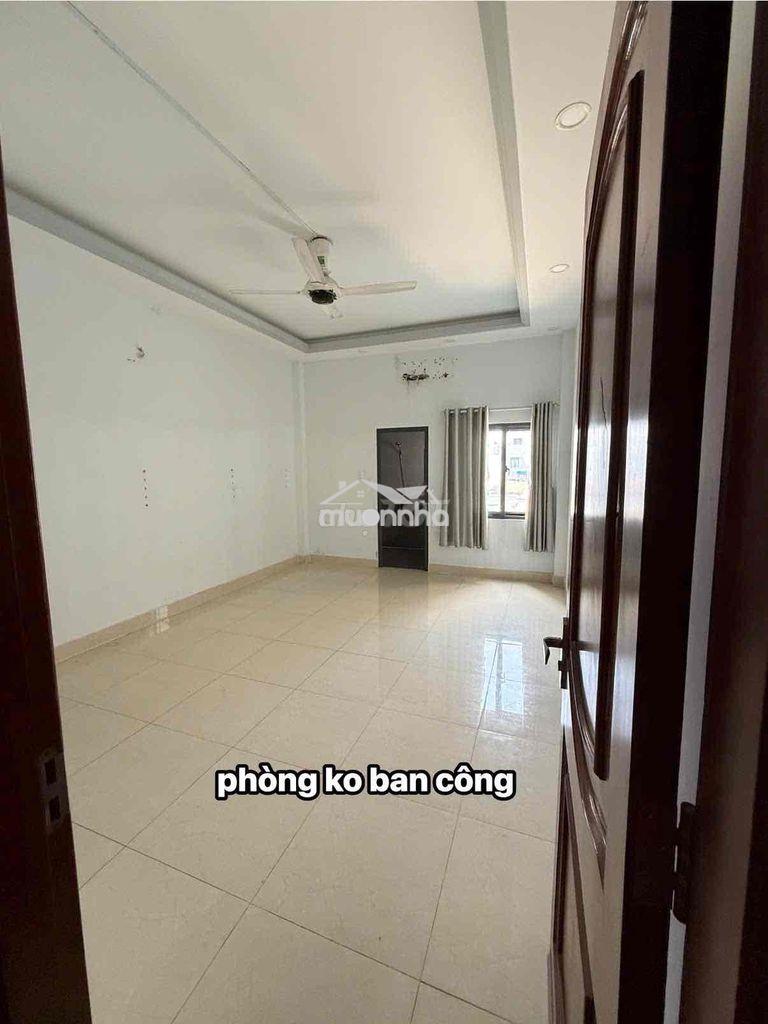 Phòng trong nhà 2 lầu bao điện nước - 3