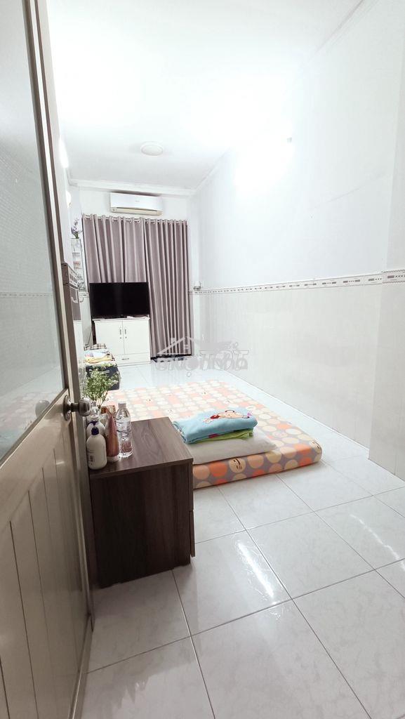 Chính chủ bán nhà quận 4 – không quy hoạch - cực hiếm - 2