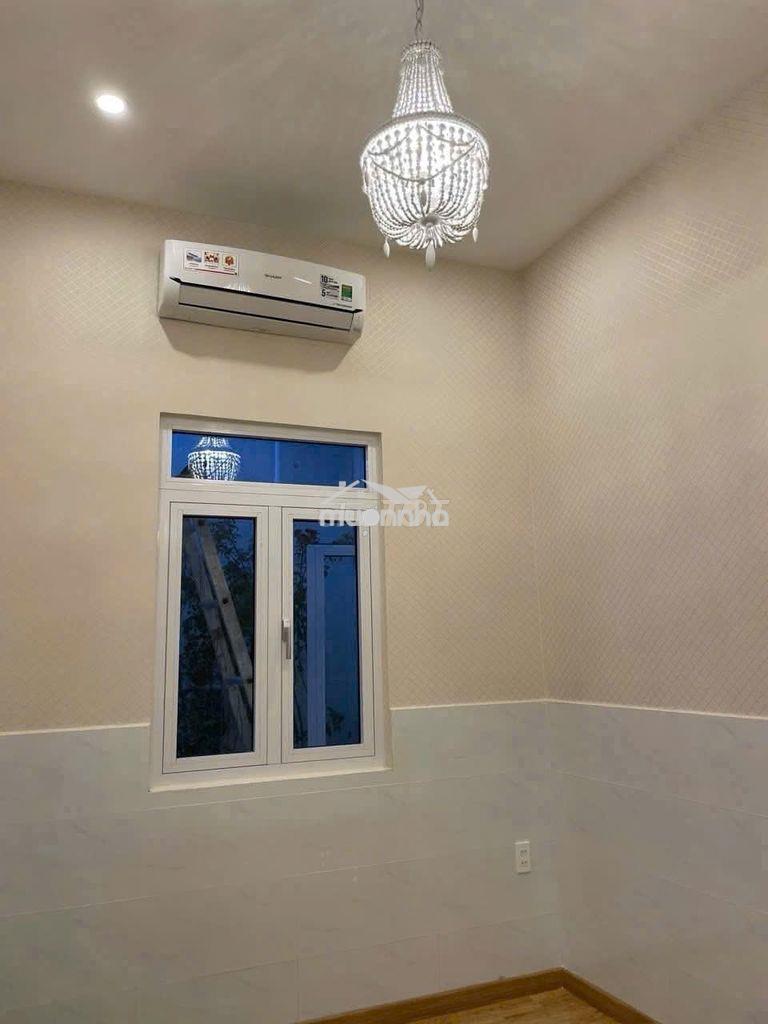 Bán nhà trệt rộng, đối diện trường th nguyễn du, đường 30/4, ninh kiều
