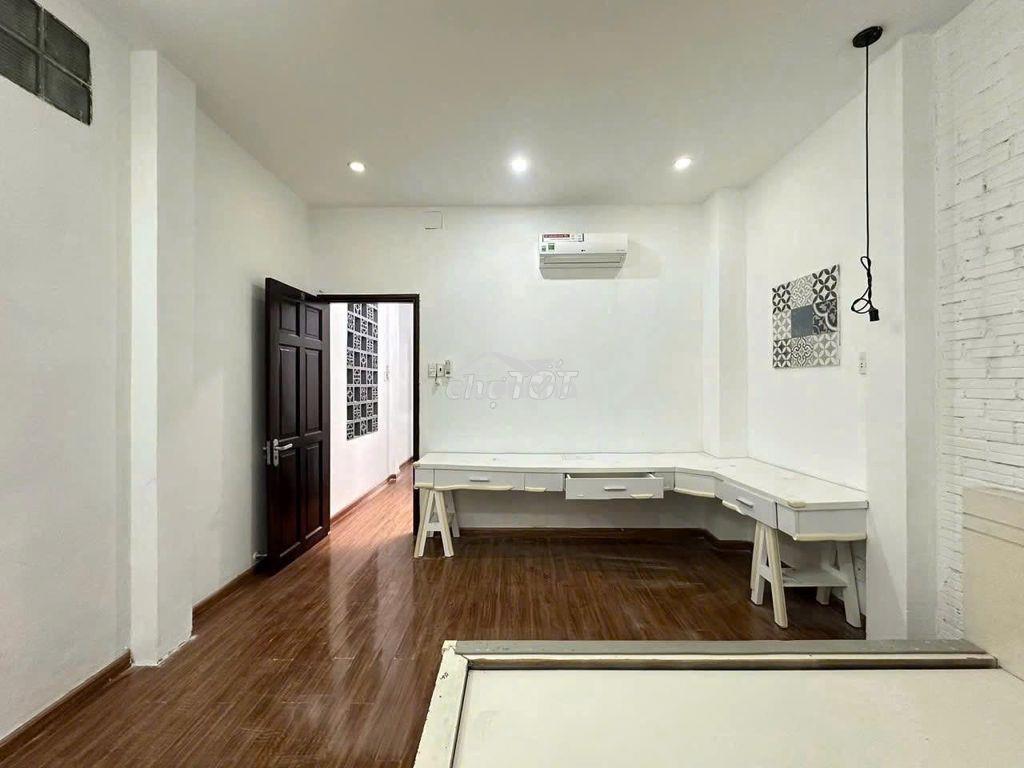 Cho thuê nhà hxh lê văn sỹ, quận 3, dt 4x15m, trệt 2 lầu, giá 28 triệu - 3
