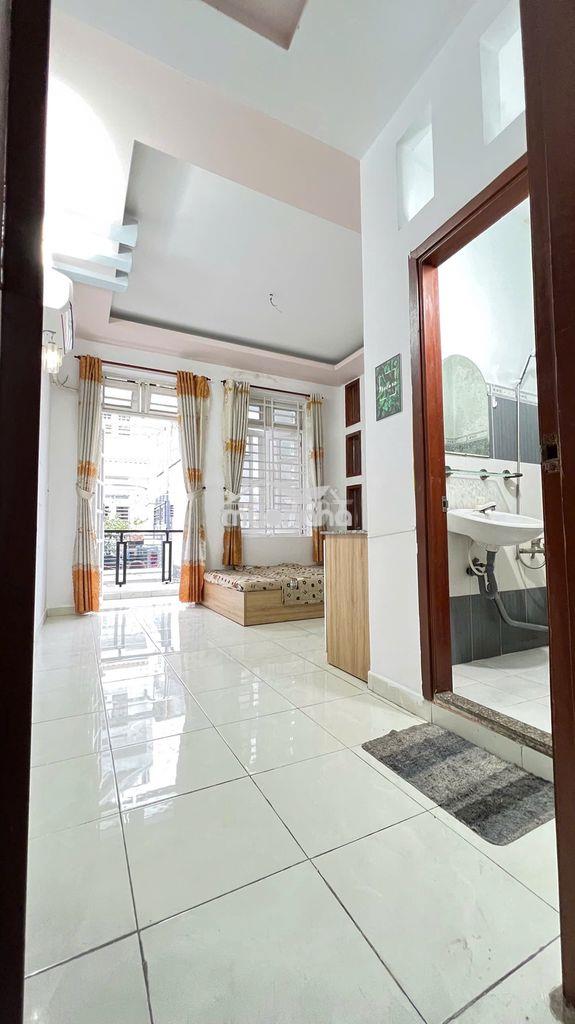 Phong trọ full nt gần gtvt 600m - ban công thoáng mát
