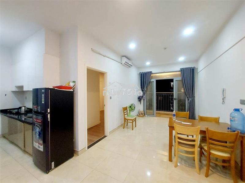 Cho thuê 2pn luxgarden - 9tr5