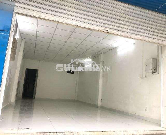 Cho thuê nhà nguyên căn ngay góc đường ngay chợ bà hom quận 6