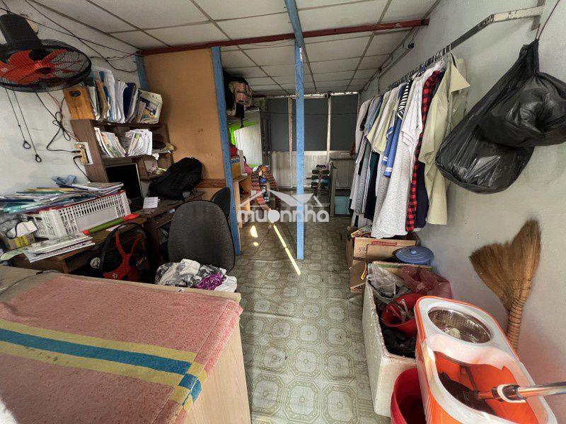 Bán nhà hẻm ô tô thông lạc long quân, quận 11, 33m2, chỉ 2 tỷ 99 - 2