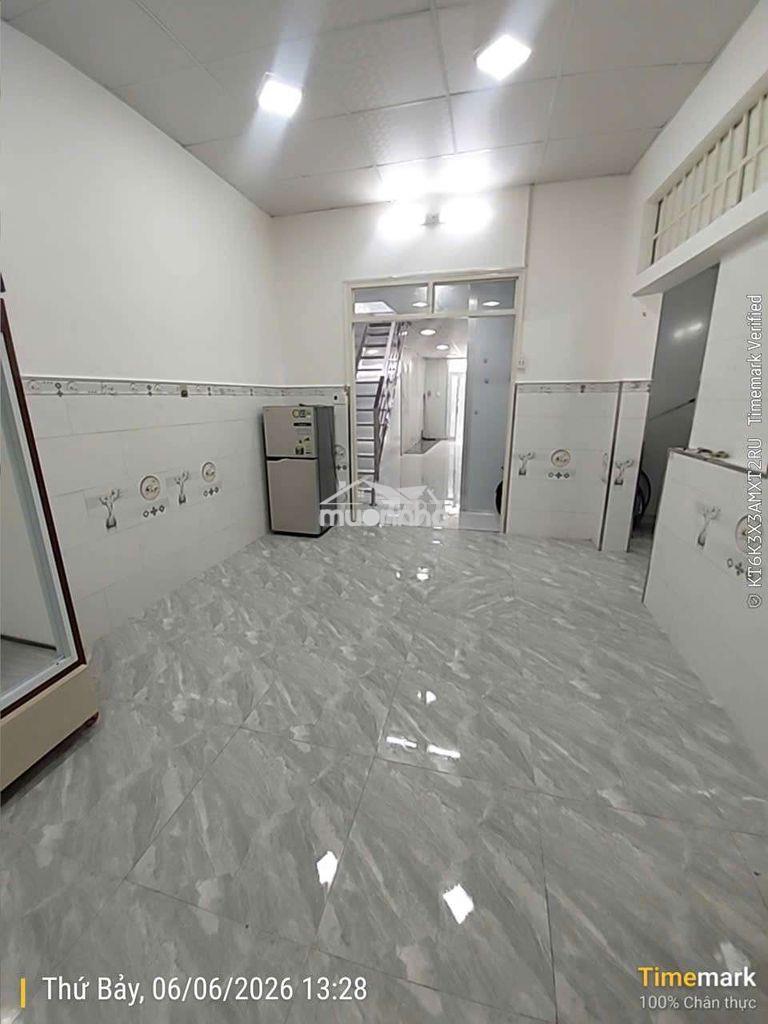 Nhà thuê 4 x15m gác lửng 2 pn _ giá 4 ttr/tháng - 3