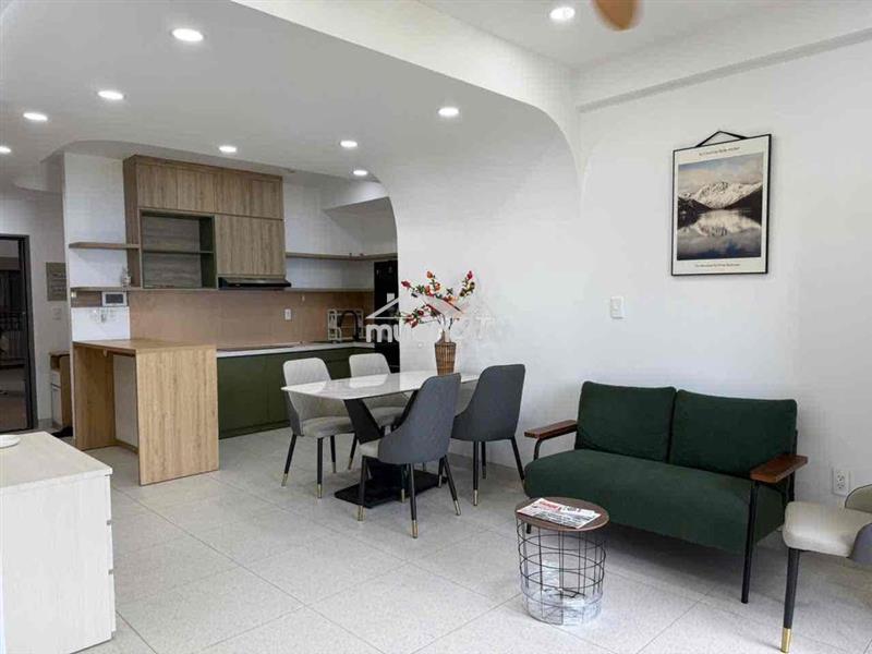 Cho thuê 2pn 2wc 14 triệu tại chung cư saigon south liên hệ em luân