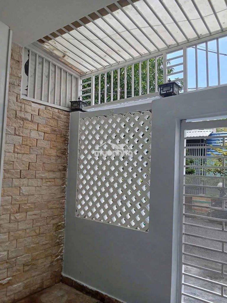 Cho thuê nhà cấp 4 , 2 pn , phạm hữu lầu, phường phú mỹ.