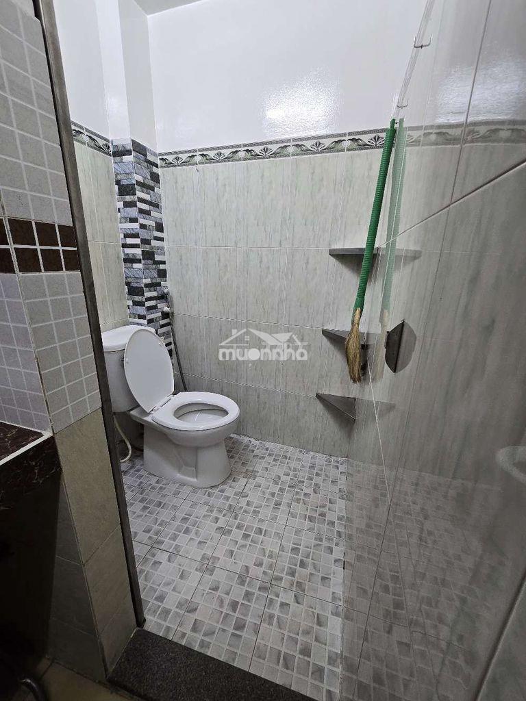 Nhà ở trung tâm hcm, 3 tầng, đường nguyễn công trứ, quận 1 - 3