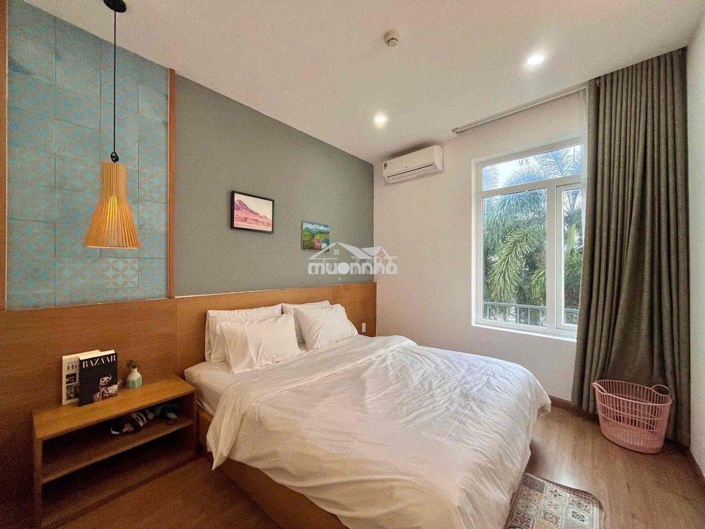 Siêu phẩm ban công , 1 phòng ngủ , thang máy - 2