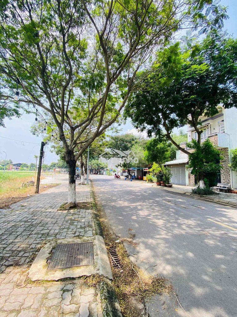 Nền mt kinh doanh đường a4 - kdc đông tăng long - 2