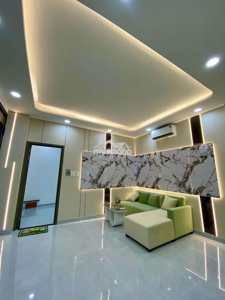 Sát mt hưng phú quận 8 -ngang 8m - 3pn (có pn trệt) - full nt cao cấp - 2