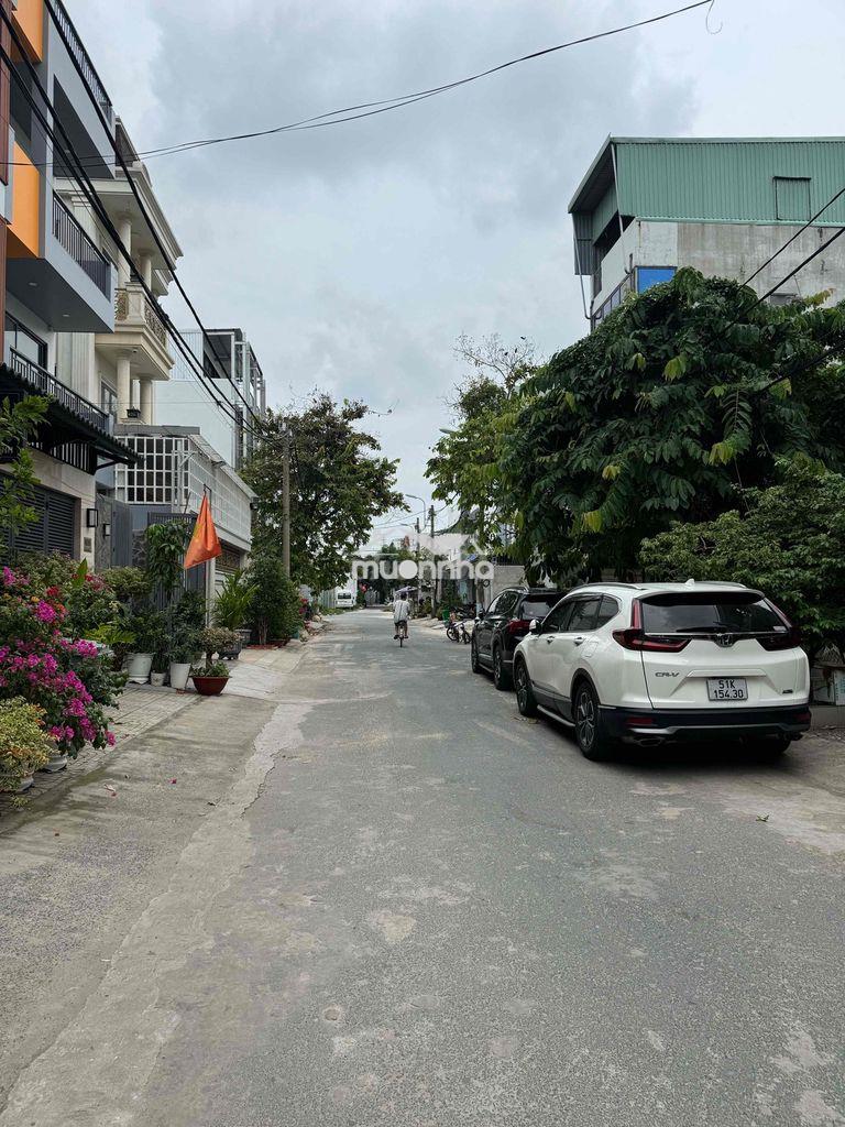 Bán nhà 3,5 tấm đang ở và cho thuê chdv đường thông 10m kdc yên tĩnh - 3