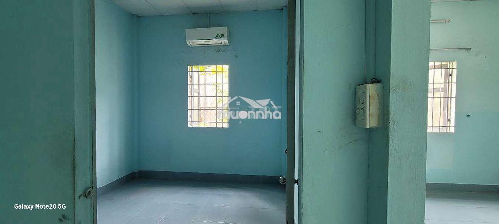 Nhà ở gần sát trung tâm hành chính - 3