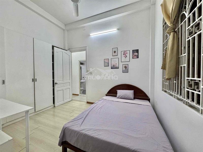 2pn ban công - full nội thất - dọn vào là ở