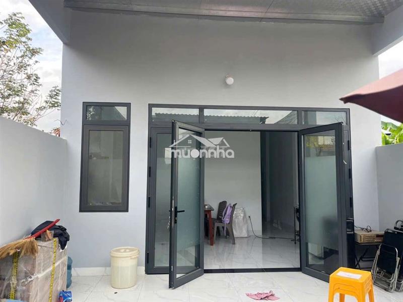 Bán nhà 246m2 có 60m2 thổ cư mặt tiền tân phưoc khánh 32 có sân to
