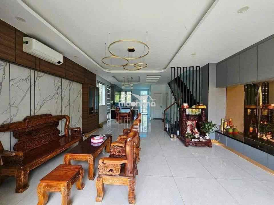 Cho thuê btsl 160m2 giá 15 triệu - 2