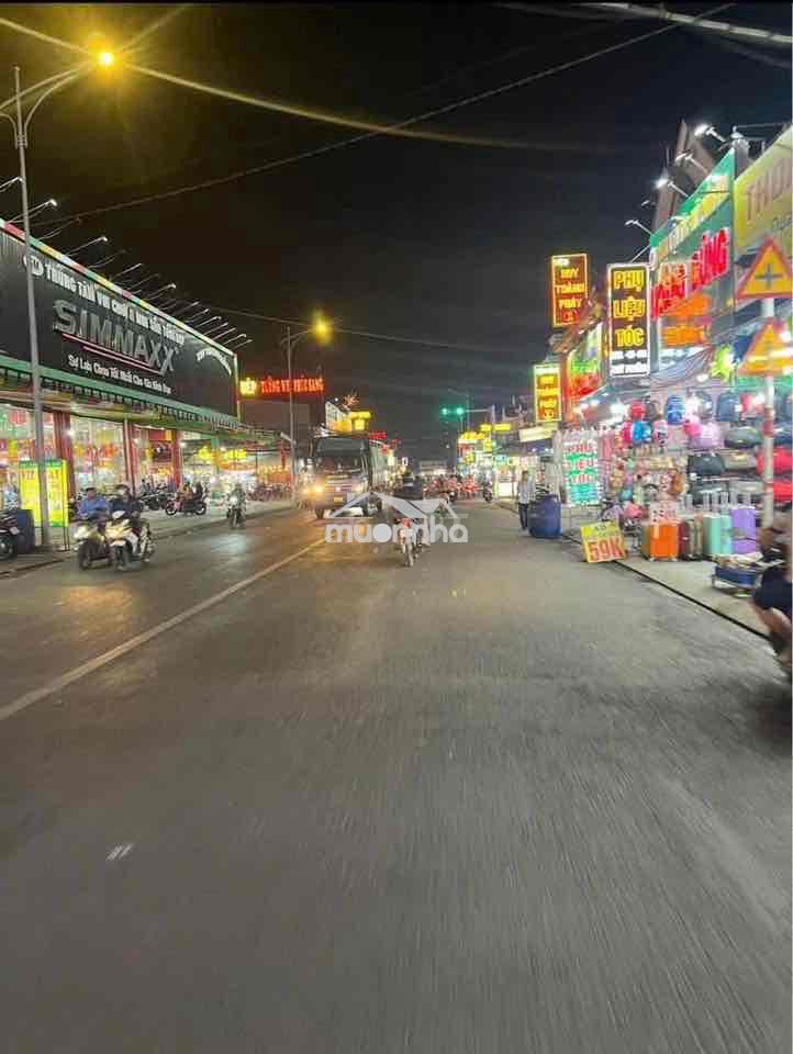 Cần cho thuê nhà nguyên căn nằm trục đuong d1 kdc vietsing dt 100m2