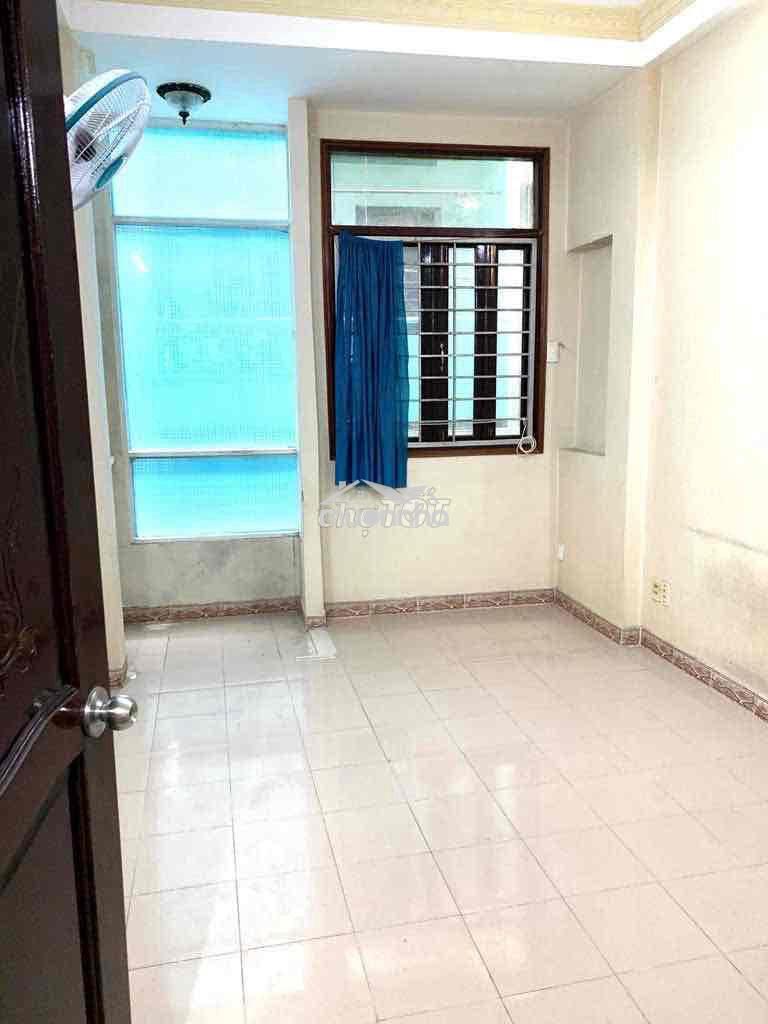Nhà nguyên căn 3pn 4 tầng võ văn kiệt q5 gần cầu nguyễn văn cừ nowzone - 4