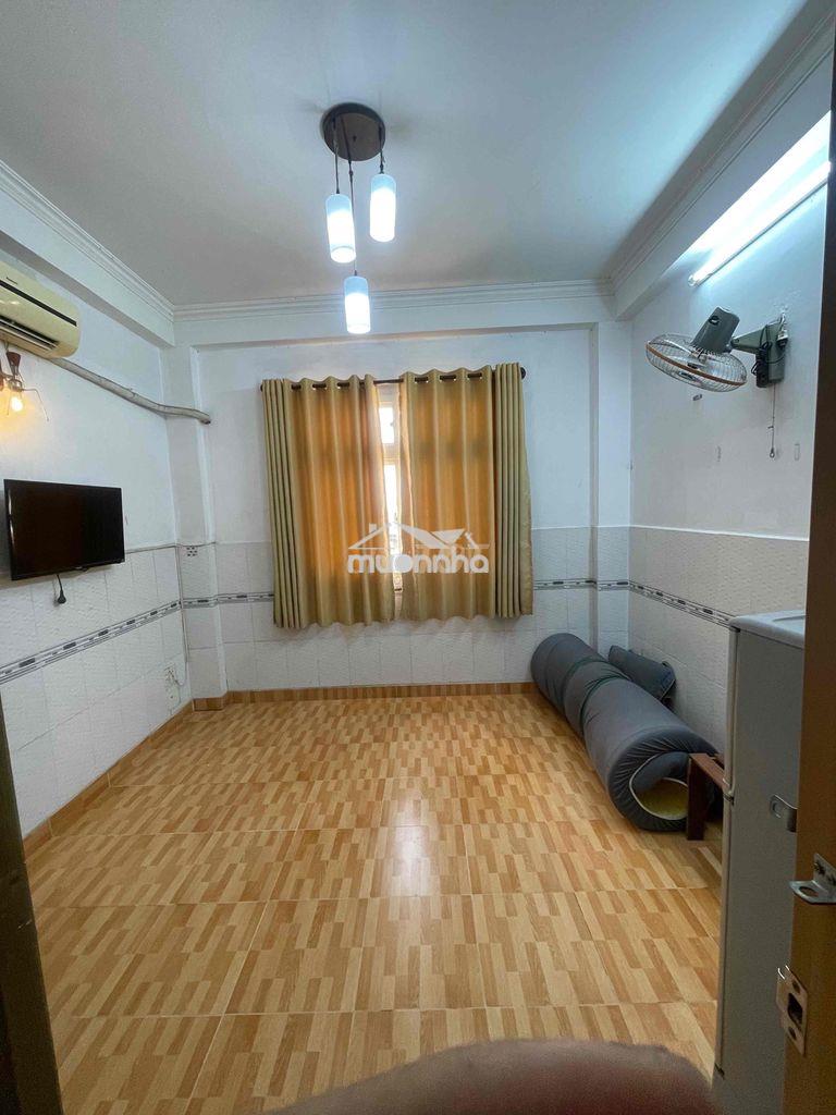 Phòng mặt đường thoáng mát ngay chợ  p.thế hiển giá 3tr
