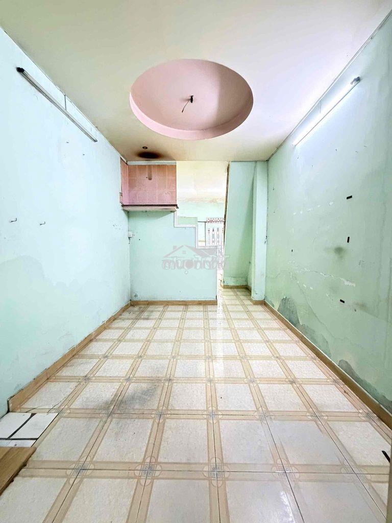 Nhà sát mặt tiền hưng phú ,sơn phết khi giao nhà - 2