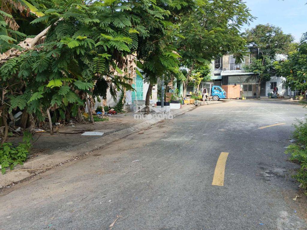 Chính chủ gửi bán nhanh đất kdc long hậu giáp nhà bè - 3