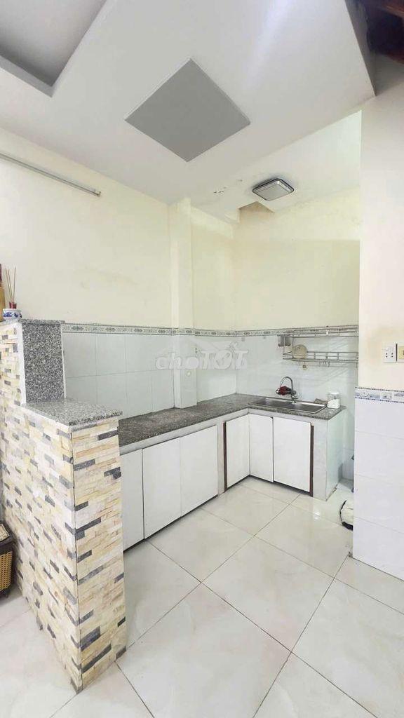 🏡 Hàng hiếm p.16 – nhà 1 trệt 1 lầu, 2pn, giá chỉ 8.5 triệu/tháng - 2