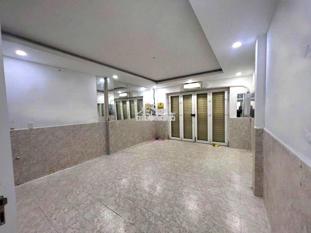 Giá rẻ 3x - cho thuê nhà hàm nghi, quận 1 - trệt 2lầu, dt 4x18m - 4