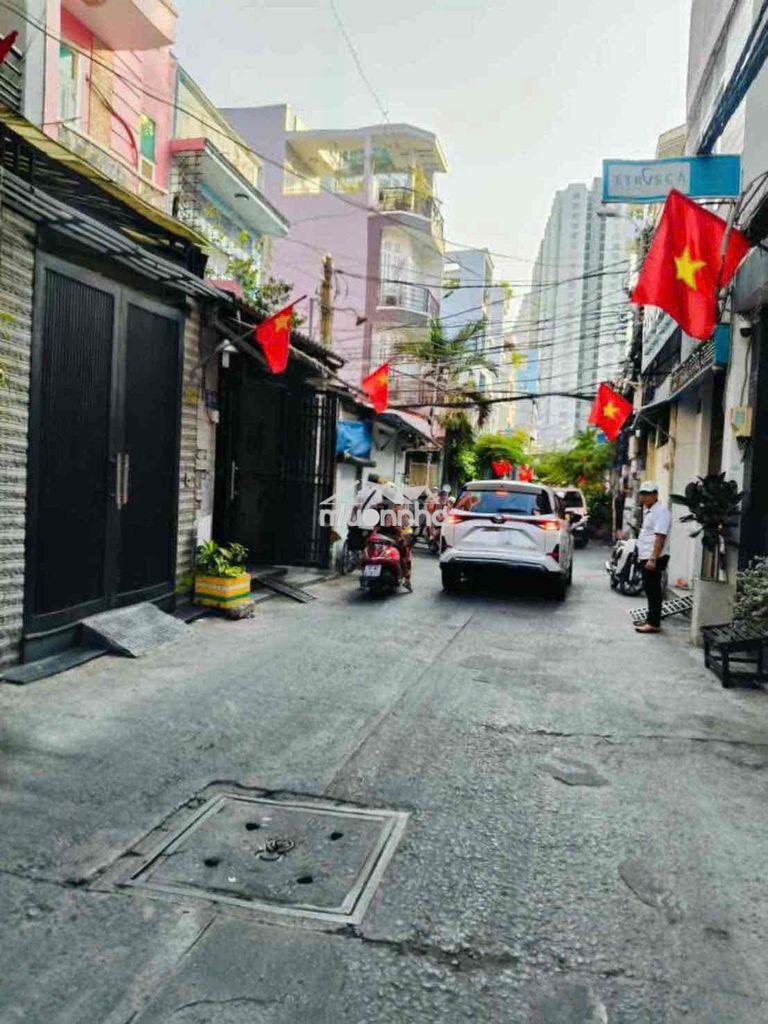 Nhà 2 tầng 42m2 hẻm xe hơi đường tám danh p4q8 - 3