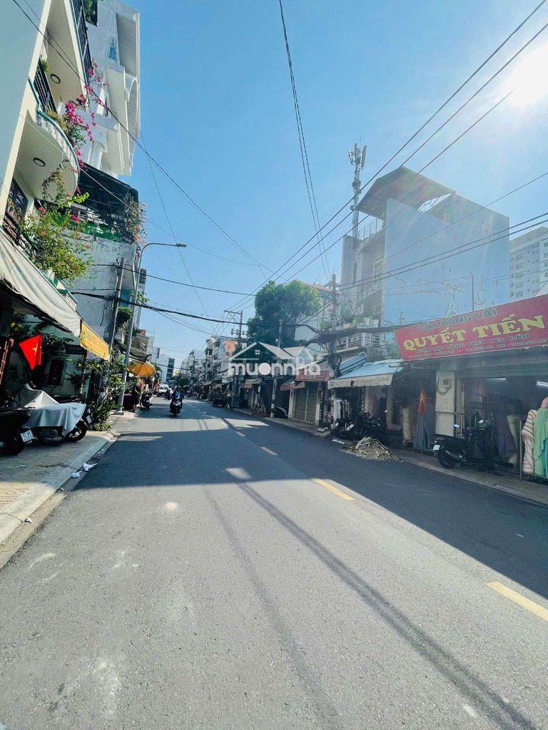 Gần 40m2, nhinh 4ty. ngay mặt tiền âu cơ, gần đại học văn hiến