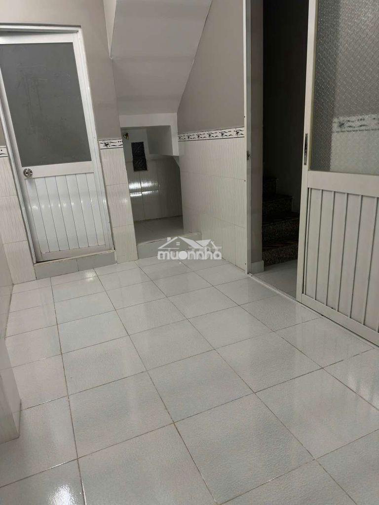 2 phòng hẻm 129 nguyễn trãi - 2