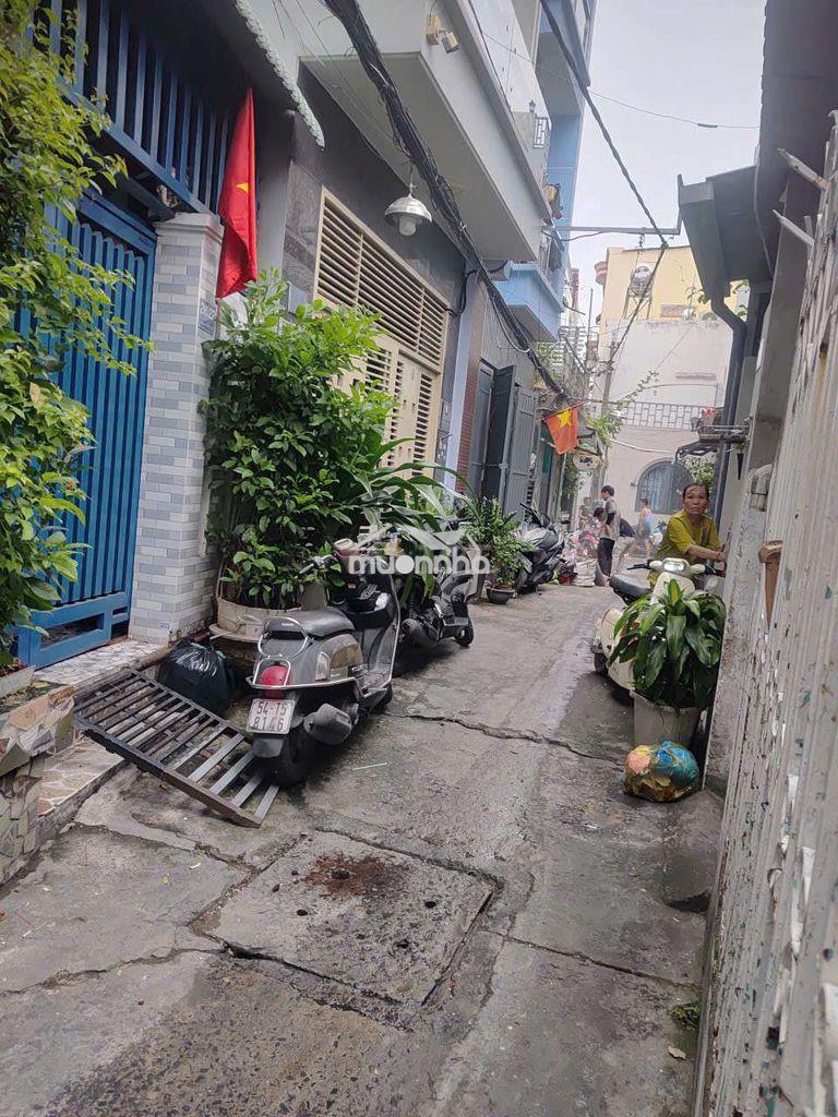 Cho thuê nhà hẻm 216 dương bá trạc, phường 2, quận 8. dt: 6x20m - 2