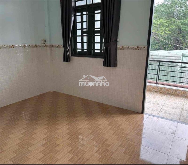 Cho thuê nhà 121/9 kênh 19/5  dt 4x18m 1 lầu 2p 2vs nhà mới đẹp  sân r