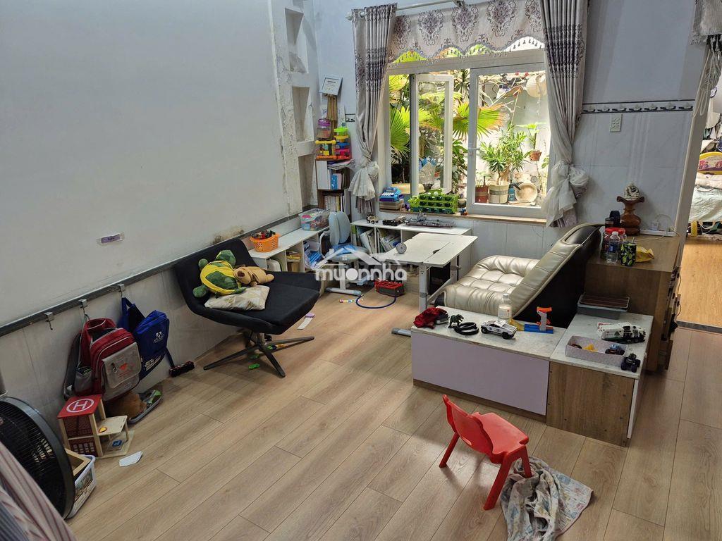 Chính chủ cần bán nhà phố 3 lầu đẹp như mới - hẻm xe hơi - tân sơn nhì - 3