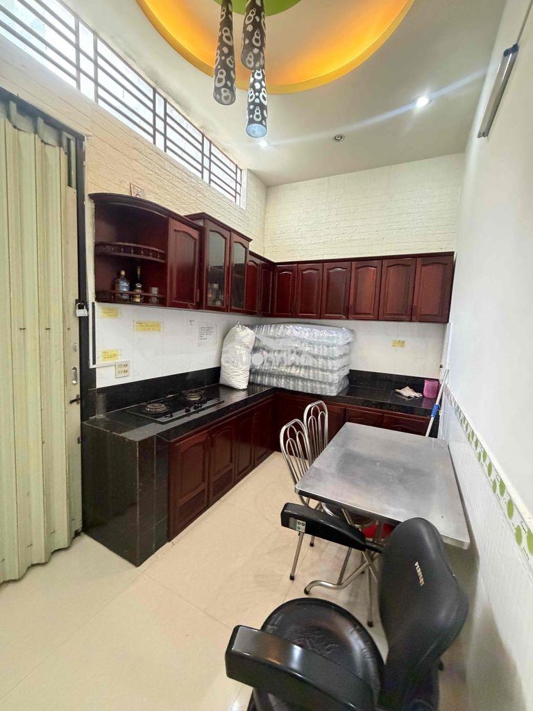 Nhà nghỉ 12 phòng kdc gần bệnh viện hoàn mỹ - 4