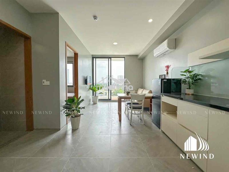 Căn hộ thoáng mát full nội thất ngay trung tâm quận 10