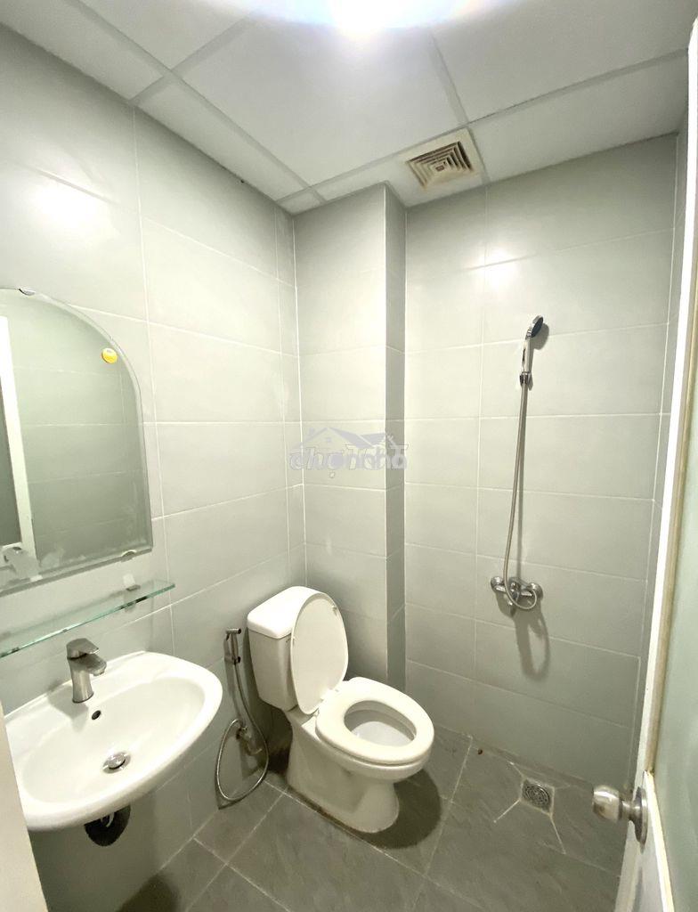 Phòng sẵn nội thất, thoáng mát. đối diện e-mart phan văn trị - 3