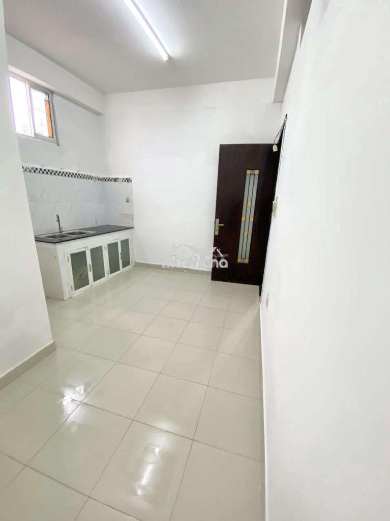 Phòng trọ giá rẻ gần trường chinh - cầu tham lương - 4