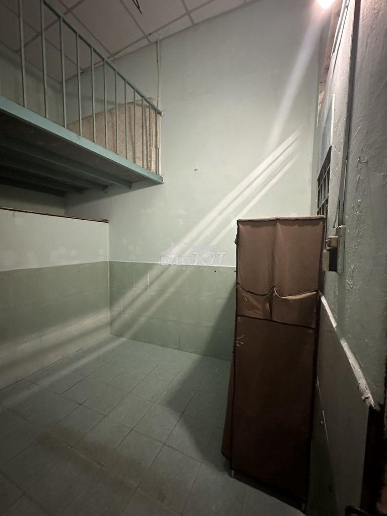 Phòng trọ giá rẻ, có gác ở ngã ba cây trâm, gò vắp - 2