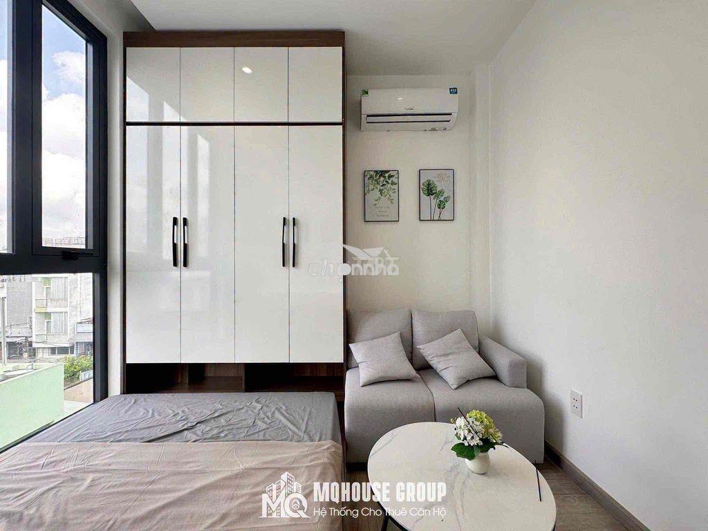 Căn hộ ban công full nội thất mới 100% - chỉ cần sách vali vào ở - 2