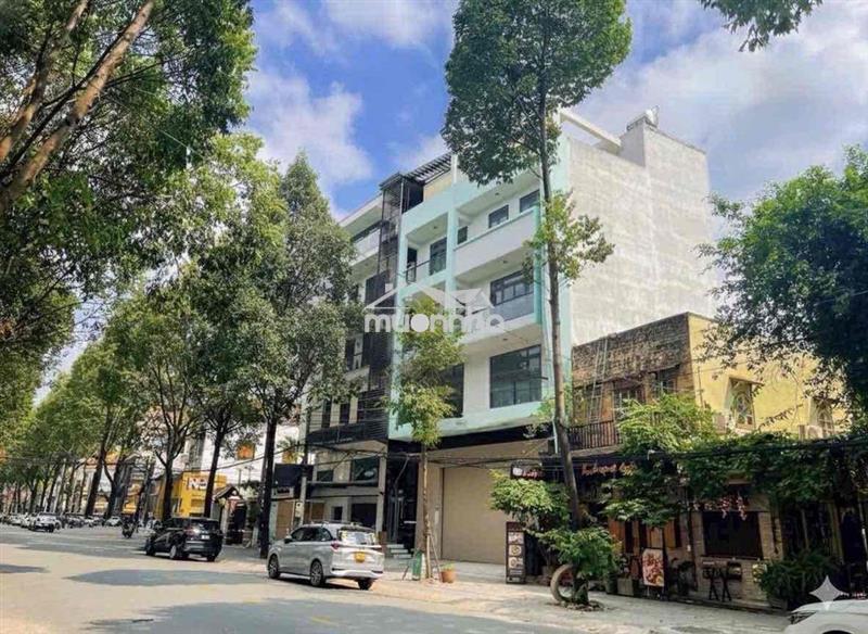 Toà nhà văn phòng trục chính phú hoà 1 hầm 5 tầng có thang máy ,pccc