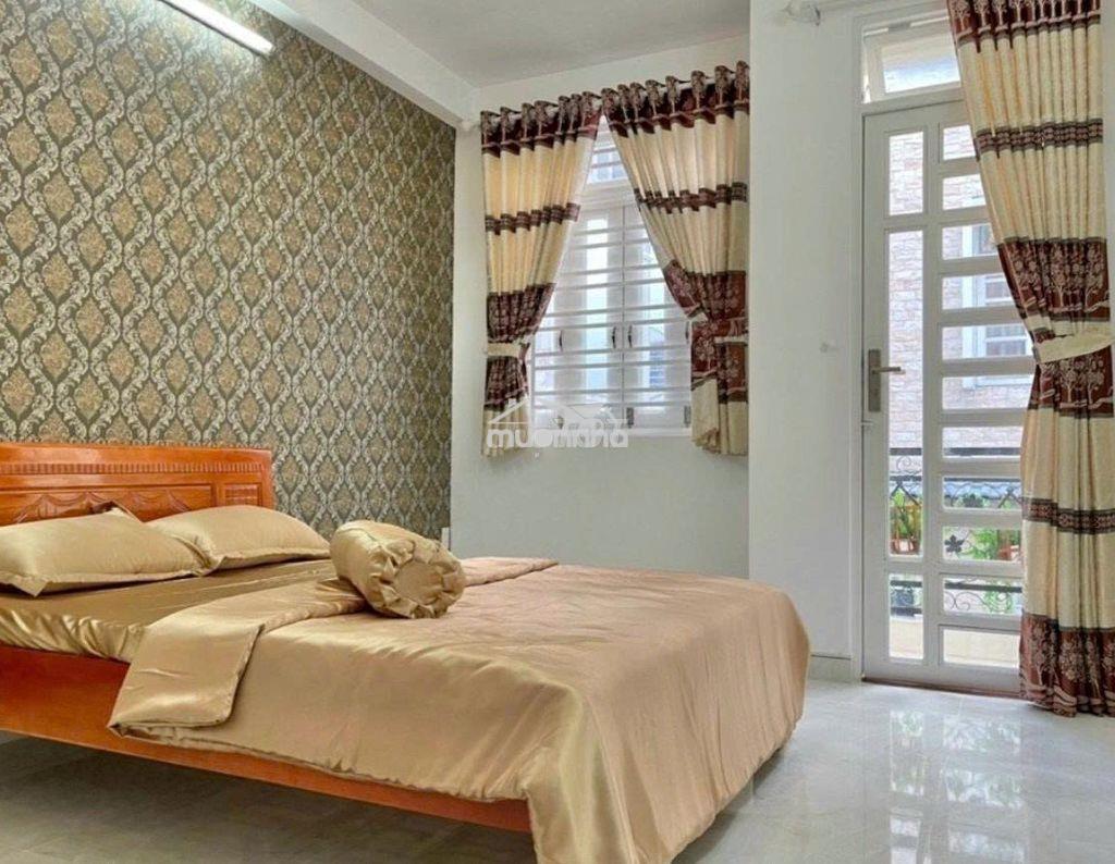 Cần cho thuê nhà hxt 118/3b trần quang diệu p.14 q.3 - 4