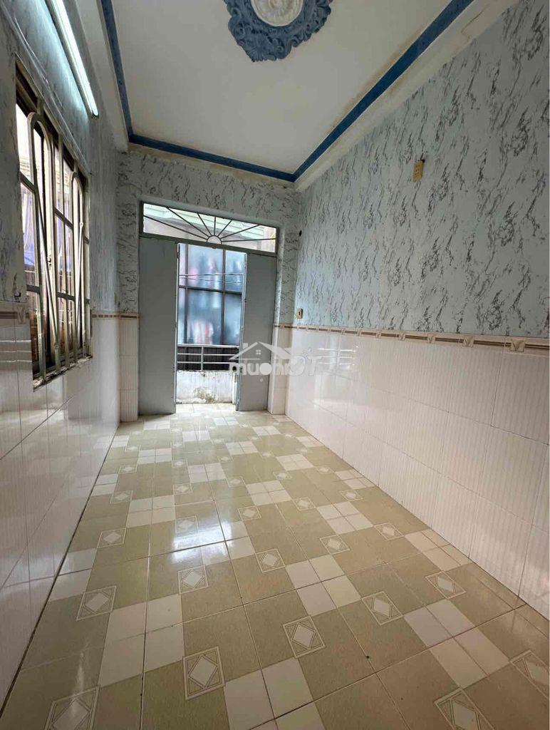 Cho thuê nhà 2 lầu 2pn p15 q8